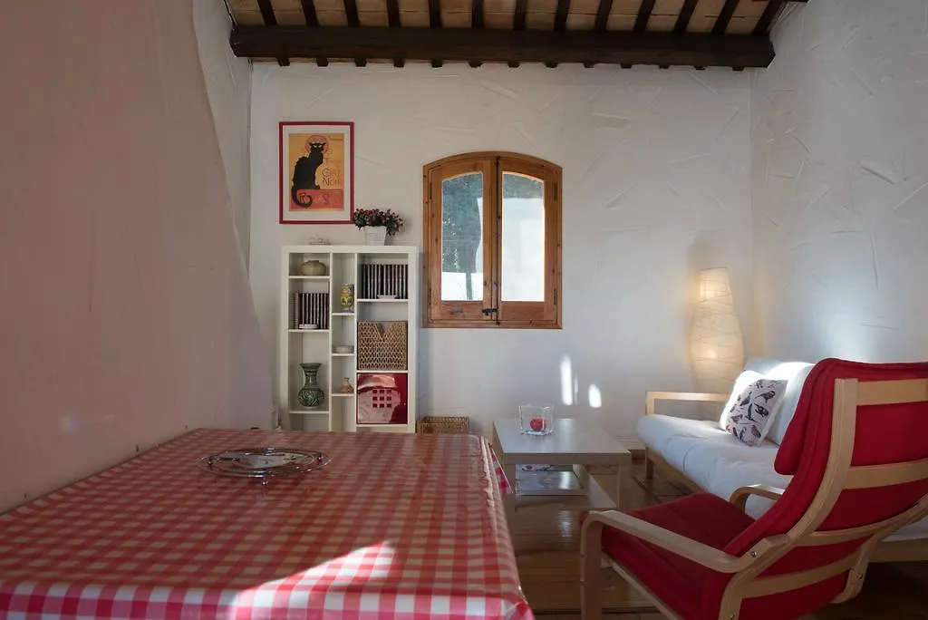 Farm stay Can Baio Villa Serinya Spain